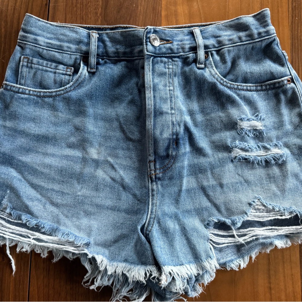 PacSun Vintage High Waist Distressed Blue Denim Women Shorts - Size 27